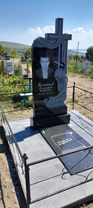 Памятник из гранита 12