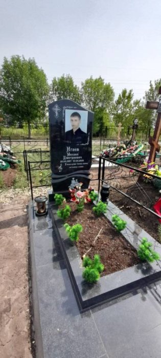 Памятник из гранита 11